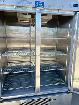 USED VWR GTVWG49FSSA STAINLESS STEEL DOUBLE DOOR FREEZER - 25°C 49 CU, FT.