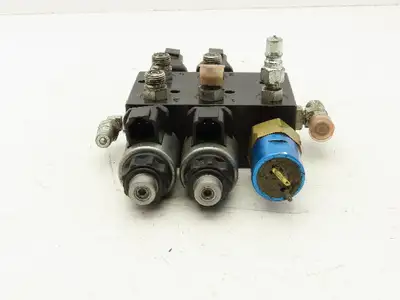 Lippert 12V 4-Point Flow Divider Manifold for RV Leveling Hydraulic Power Unit