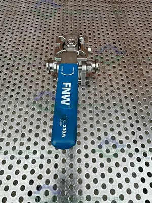 USED FNW FIGURE 330A STAINLESS STEEL BALL VALVE W/ 3/4" SANITARY FITTING
