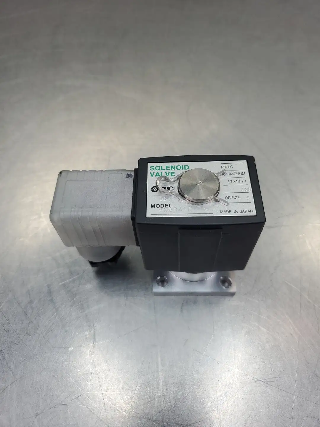 SMC VX2341R 24VDC Solenoid Valve. 6D-25