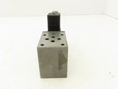Bosch 0 810 040 910 Hydraulic Cartridge Poppet Valve