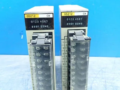 USED OMRON C200HOD212