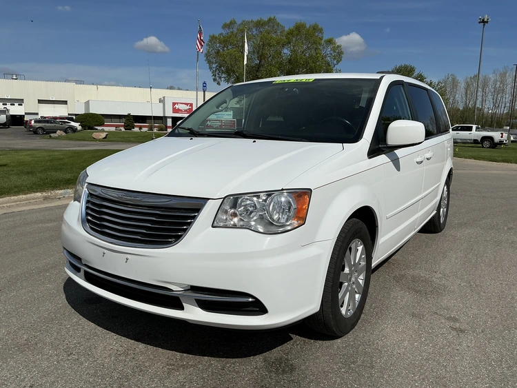 Used 2015 CHRYSLER TOWN & COUNTRY Vans Michigan US | Miedema Asset Management Group #1183537