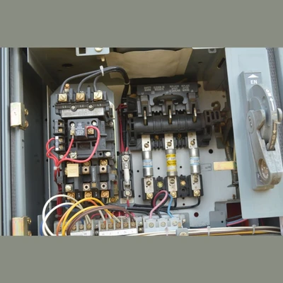 Allen Bradley 10 Bank Center Line 2100 Series MCC Panel