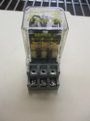 USED Idec/Square D SR3B-05/KU13V20