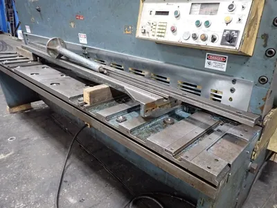 USED 1984 AMADA H3013