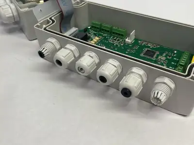 USED PULSAFEEDER MICROVISION FLOW CONTROLLER UNIT 120V 5A SFT. VER. 1.39