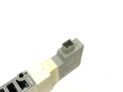 USED SMC PLUG-IN DOUBLE SOLENOID VALVE