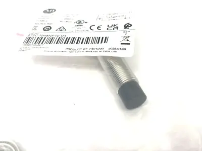 New | in-Stock Allen-Bradley Ser. F Inductive Proximity Sensor 12mm Barrel Proximity Sensors Michigan US | Maverick Industrial Sales #1389821
