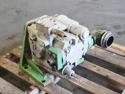 USED SAUER DANFOSS 24-7020 CW