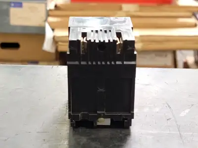USED BRYANT QP220