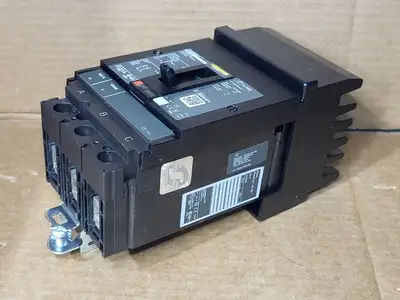 NEW SQUARE D HDA36100