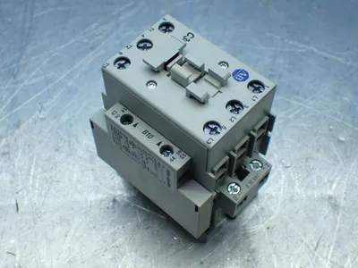 NEW ALLENBRADLEY 100C30EJ10