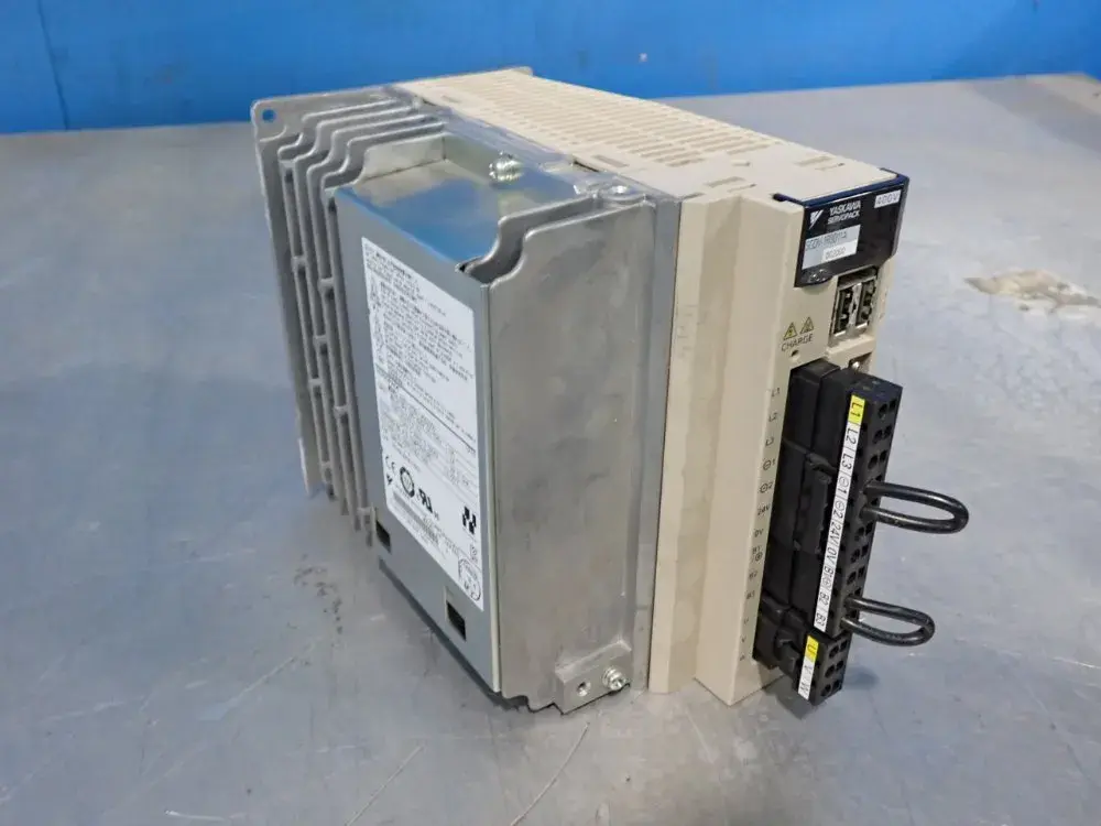 New | in-Stock YASKAWA ELECTRIC SGDV1R9D11A002000 Servo Drives | HGR 24 #797558