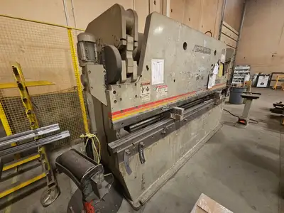 USED 2005 ACCURPRESS 717512