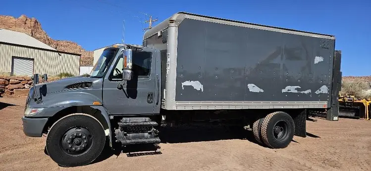 Used 2005 INTERNATIONAL 4400 Box trucks Utah US | CSS Equipment Sales #1347322