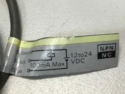 USED OMRON E2E-X1C2