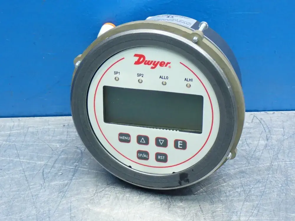 Used DWYER DH3006 Pressure Switches Ohio US | HGR 24 #803004