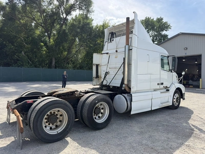 Used 2009 VOLVO VNL Conventional trucks Indiana US | Miedema Asset Management Group #1414615