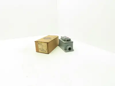 Allen Bradley 800S-2SA4 Pushbutton Start Stop Station 600VAC 5A N.O.N.C. Ser.M