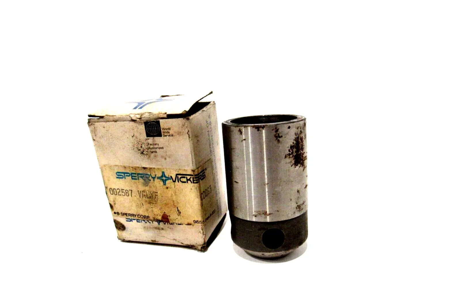 NEW VICKERS 002587 VALVE