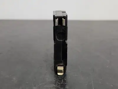 USED SQUARE D QO115
