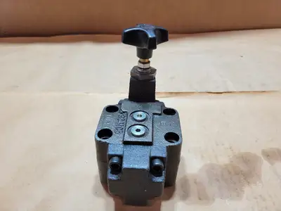 New | in-Stock VICKERS XG-03-1F-30 Valves/Fittings British Columbia CA | Lenmark #1440725