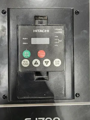 USED HITACHI SJ700-370LFF2