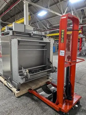 Klockner model LA-500 vertical strip packager