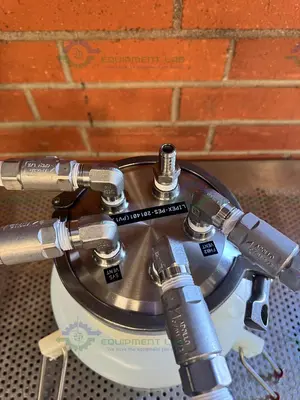 Used NON METALLIC SOLUTIONS NALGENE 10 LITER NALGENE CARBOY W/ APOLLO 1/2" FITTINGS Bottles California US | Equipment Lab #1437717