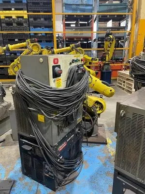 Used FANUC ROBOT MODEL ARCMATE 120IC WITH R-30IA CONTROLS, LINCOLN POWER SUPPLY I400, TORCH TIP AND MORE Robotic Welding Cells | Harbor Machinery Inc. #1283427