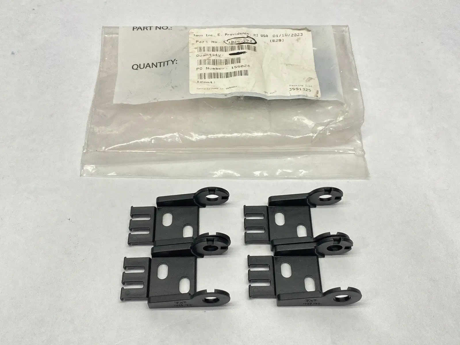 1025-1PZ | Igus  Locking Mounting Bracket LOT OF 4 - New Other
