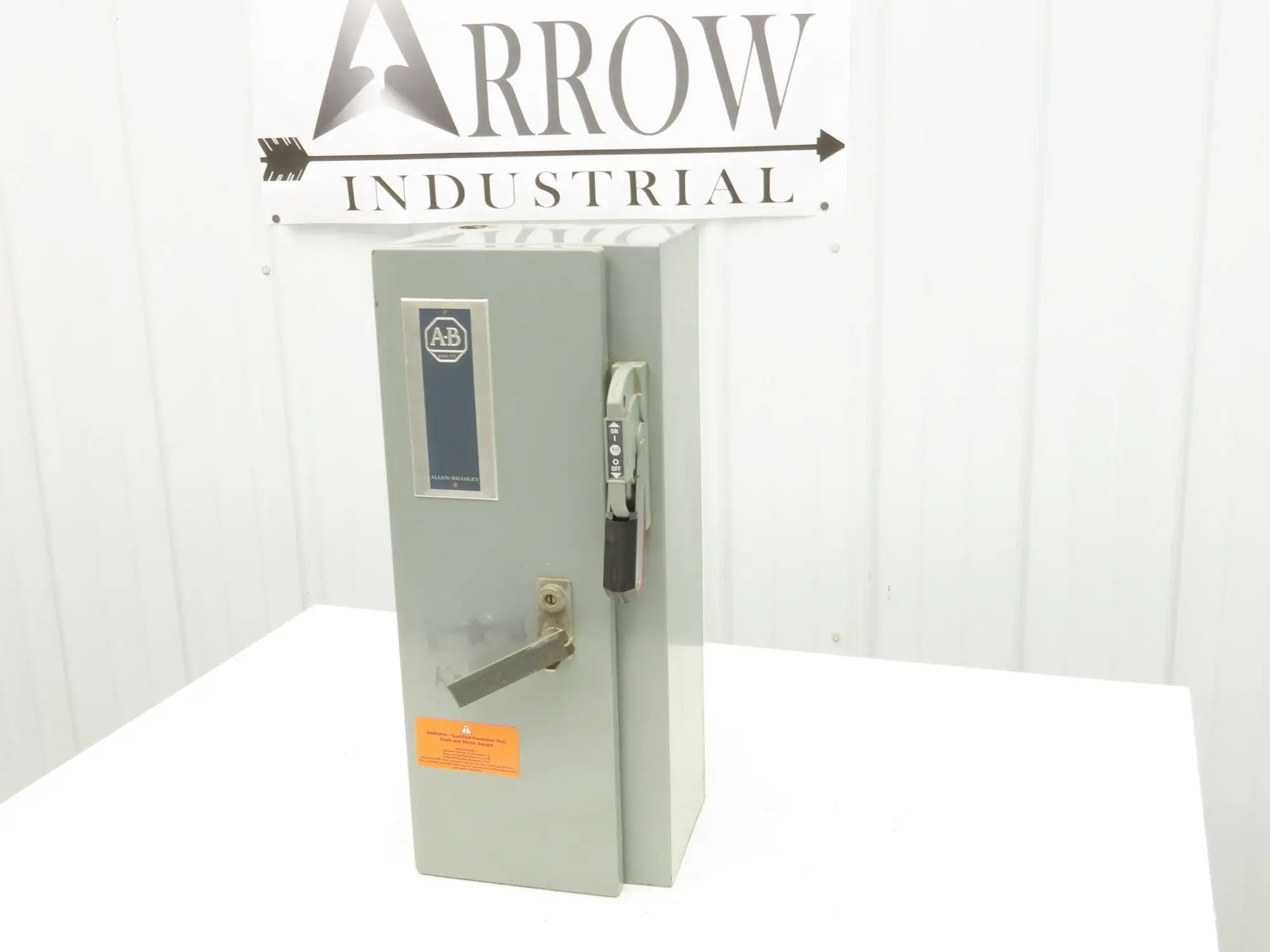 Allen-Bradley 512-BJB-6XP-24R Combination Starter Fusible 600V 3PH 10HP