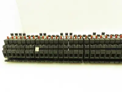 Allen Bradley 1492-GH015 Din Rail 1.5A Circuit Breaker Ser B 250V Lot of 45