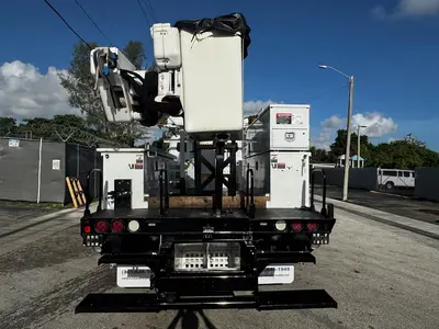 Used 2017 ALTEC AT48M Bucket (boom) trucks Florida US | Truck and Van Outlet #1509161