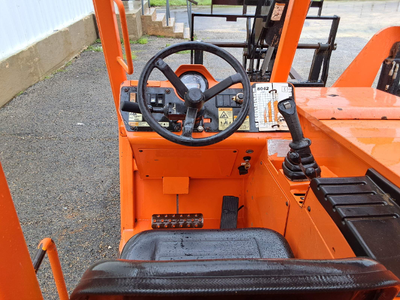 USED 2017 Skytrak 8042