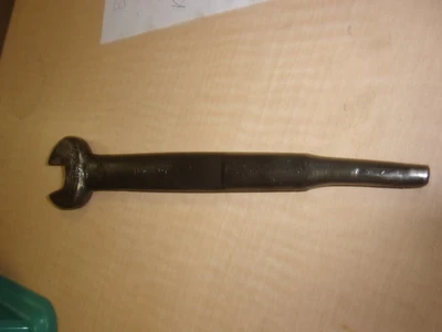 USED Armstrong 207 11/16 Wrench