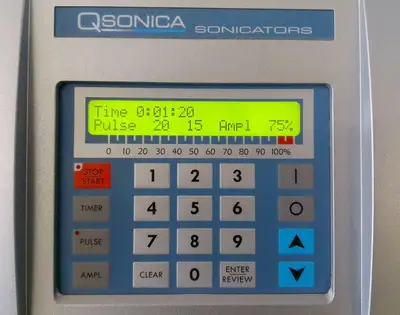 Qsonica Q125 Sonicator Homogenizer w/ Sound Enclosure