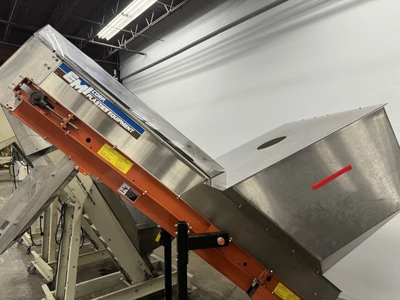 11" Wide EMI Plastics Inclined Conveyor