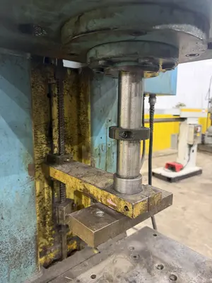 USED MULTIPRESS WR37TM C-404FS1CAPACITY 4 TON