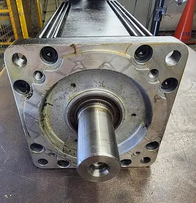 USED REXROTH MSK071D-0300-NN-M1-UG0-NNNN