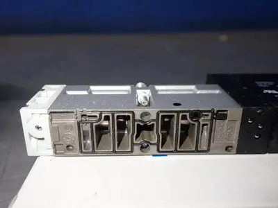 NEW FESTO VSVABT32CAZDA21T1L