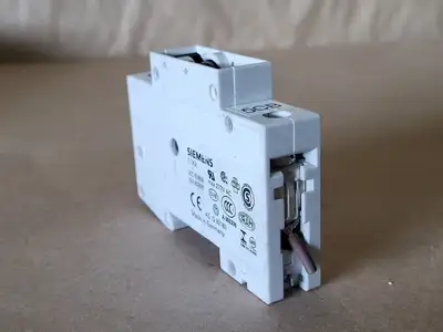 USED SIEMENS 5SX21 C2