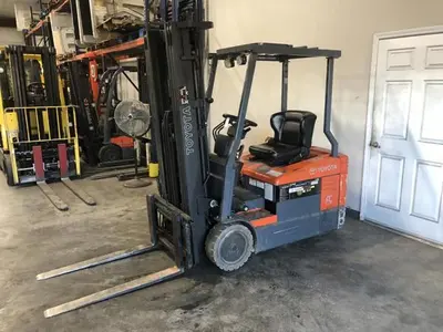 USED 2013 TOYOTA 7FBEU18