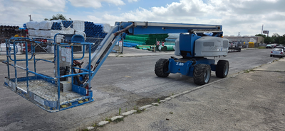 USED 2015 Genie Z-80/60