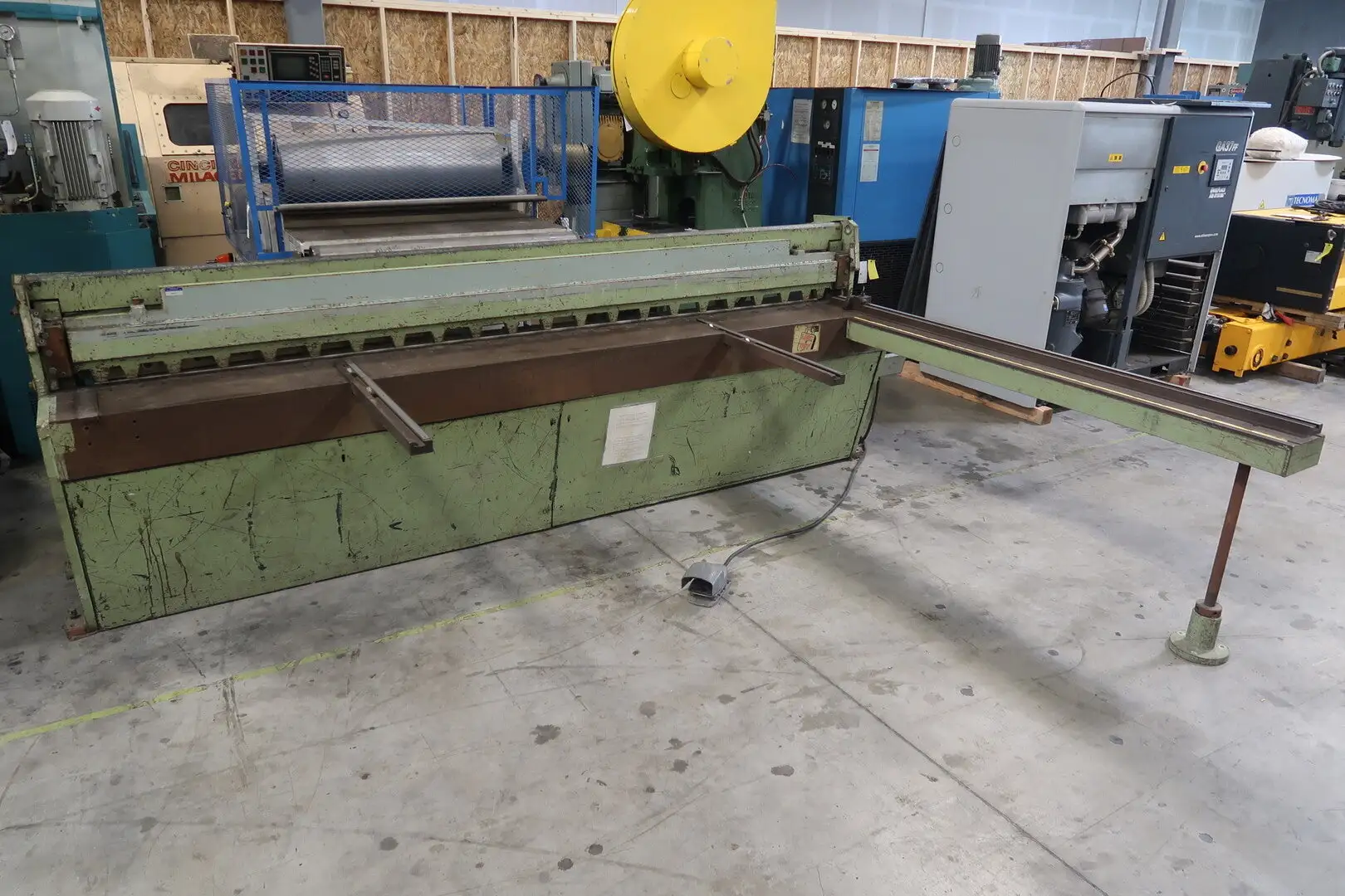 10 ft x 10 Gauge Shear