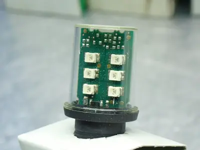 NEW SCHNEIDER ELECTRIC DL1BDG8