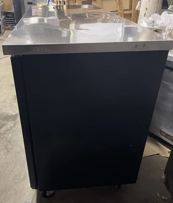 174-0104 Maxx Cold MXXBB70 70” Commercial Back Bar Self Contained Cooler