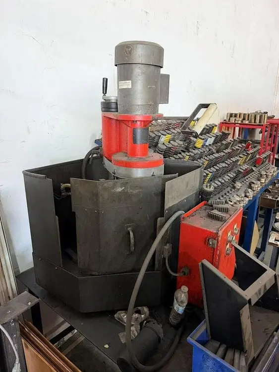 Used AMADA TEG-160E Punch & Die Grinders California US | MANUFACTURING SOLUTIONS #870011