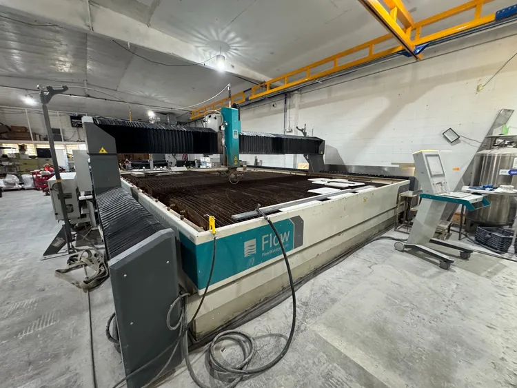 Used 2018 FLOW M500 4060XD Waterjet Cutters California US | Machinery Network #1466587